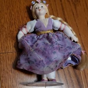 Avon 1986 Repunsil porcelain doll.